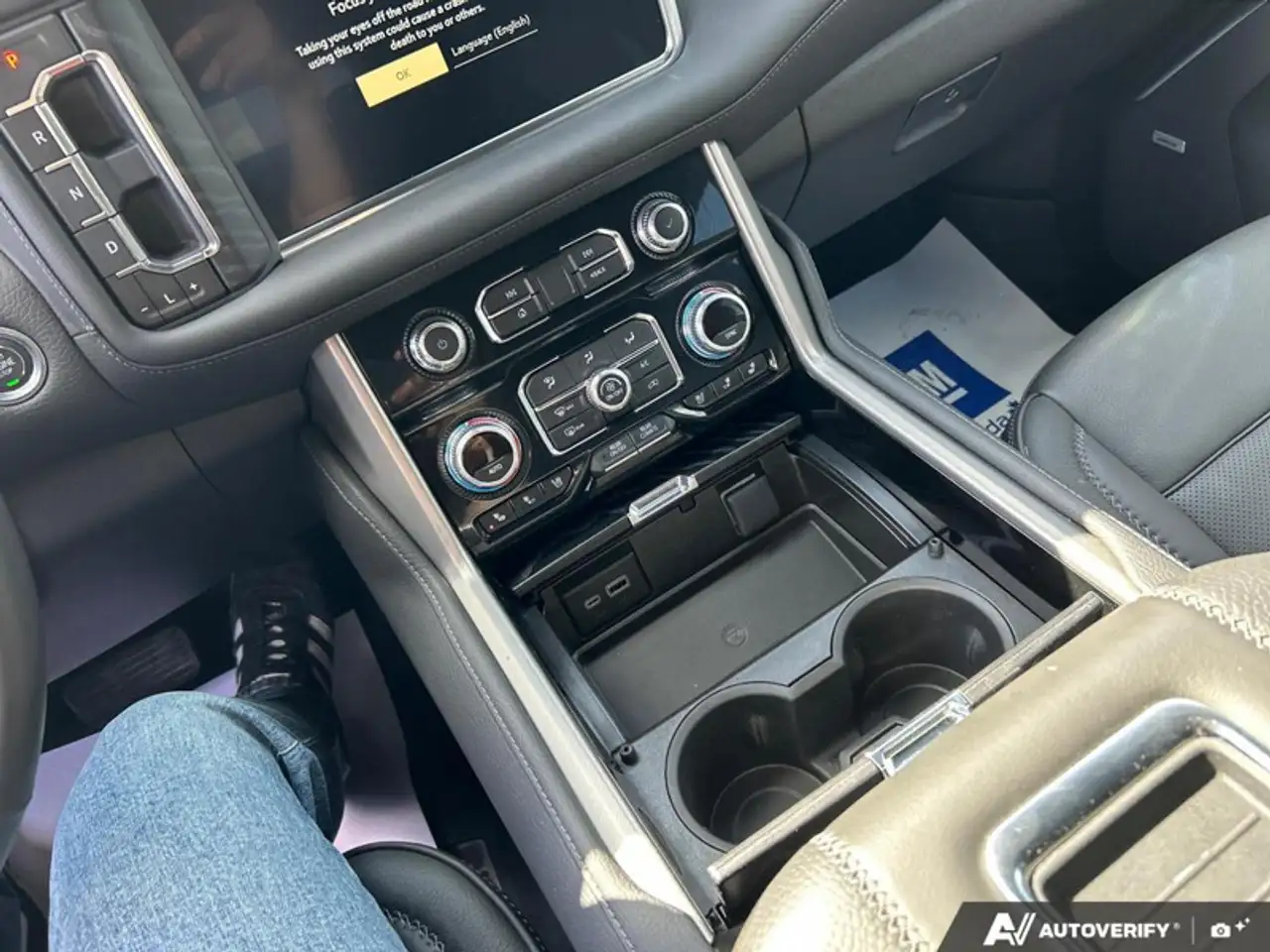 GMC Yukon снимка GMC Yukon