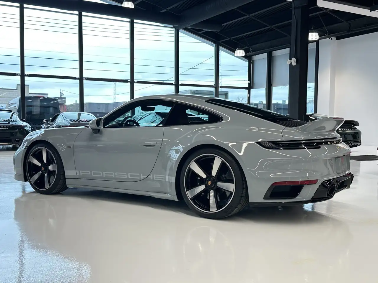 Porsche 911 снимка Porsche 911