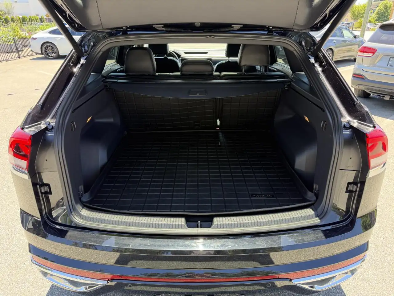 Volkswagen Atlas снимка Volkswagen Atlas