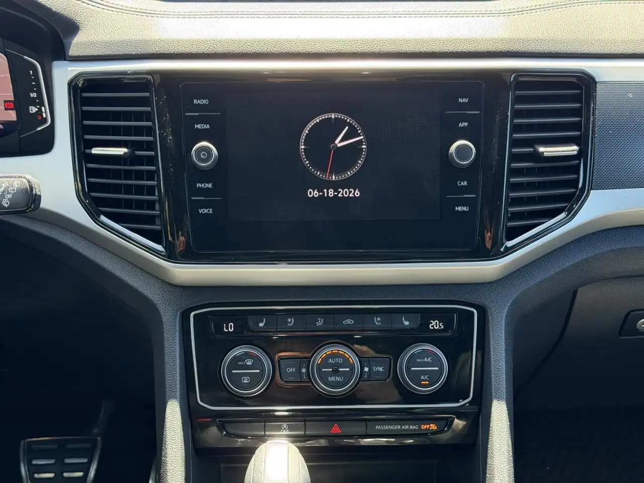 Volkswagen Atlas снимка Volkswagen Atlas