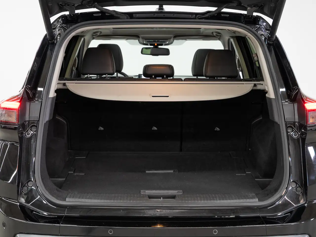 Nissan Rogue photo Nissan Rogue