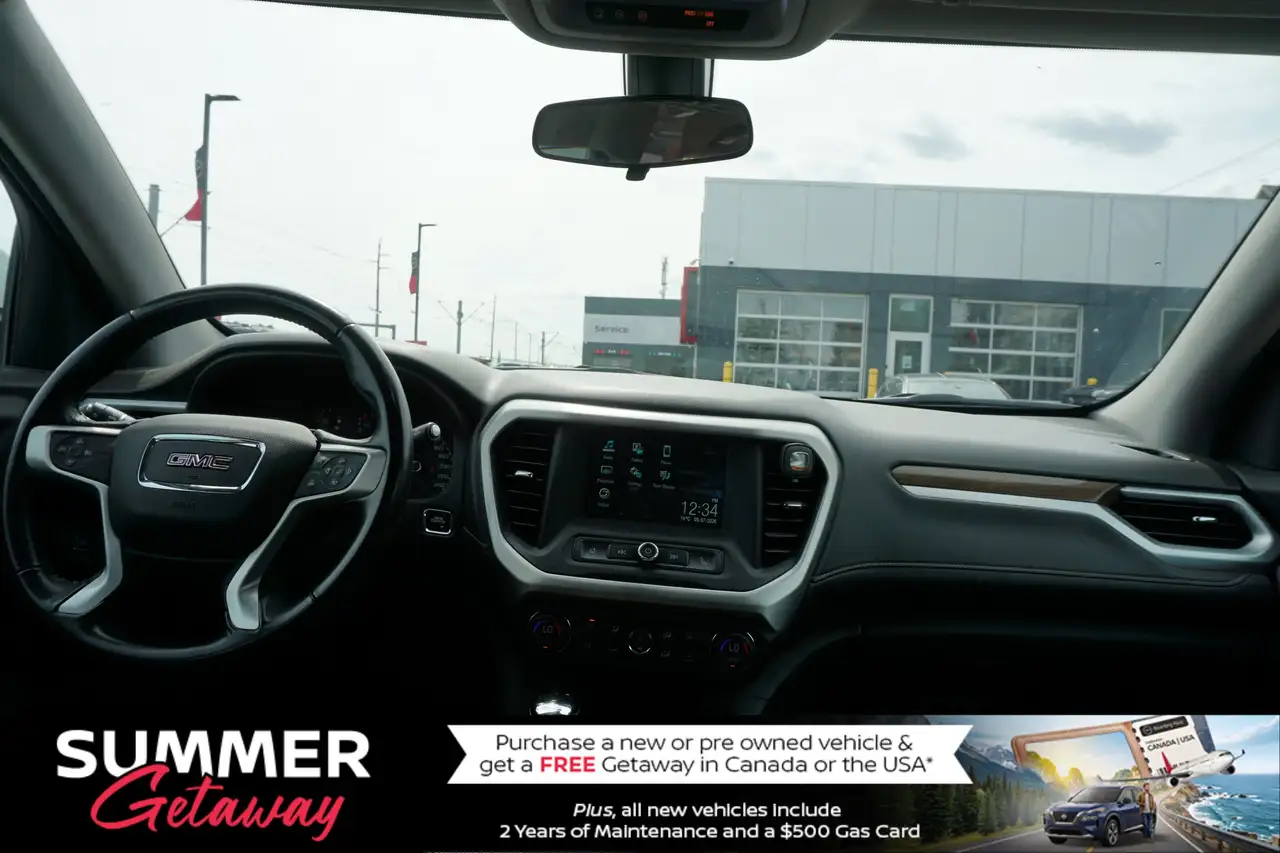 GMC Acadia photo GMC Acadia