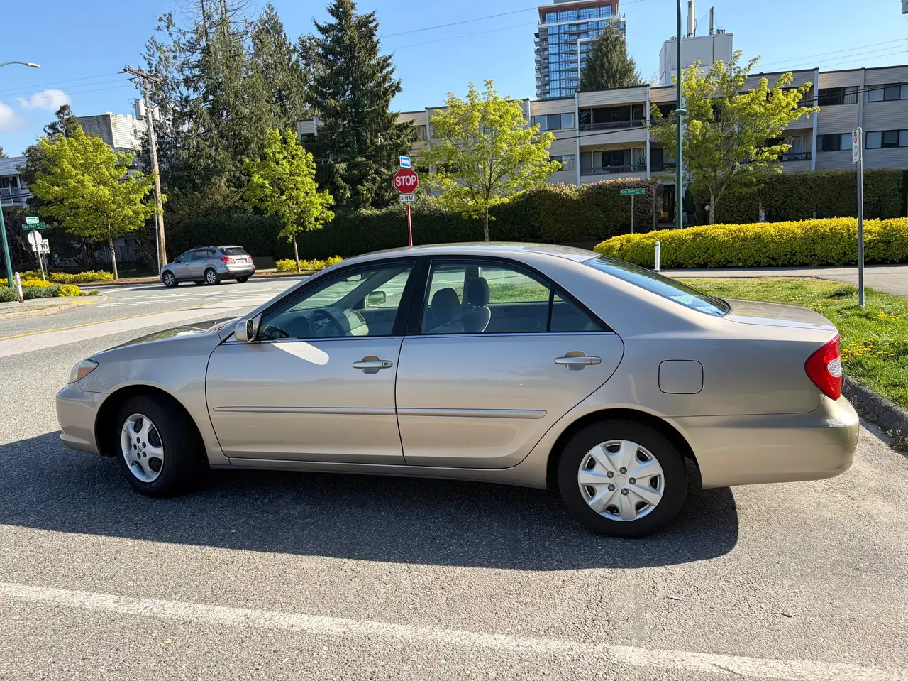 Toyota Camry снимка Toyota Camry