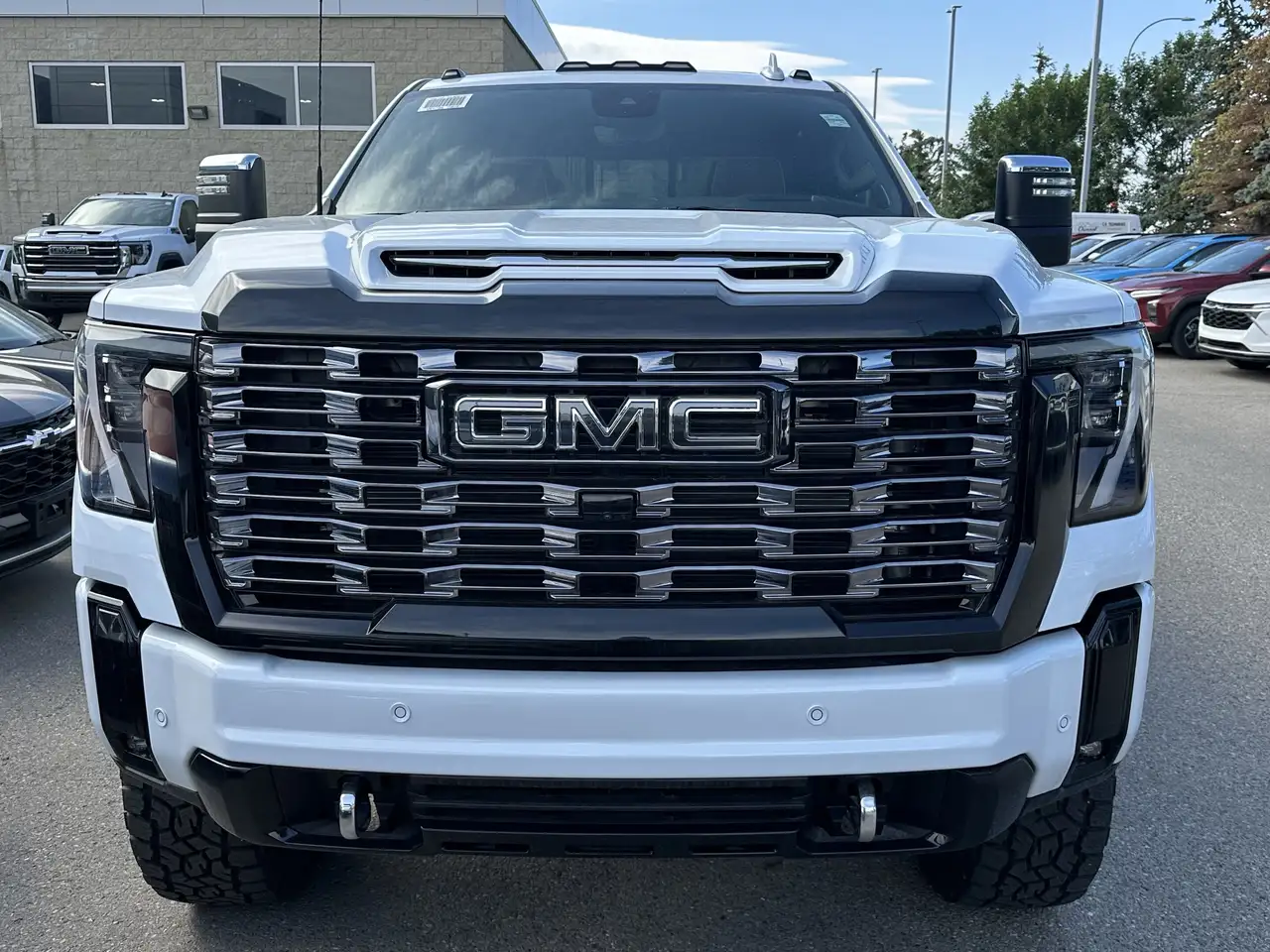 GMC Sierra 3500HD снимка GMC Sierra 3500HD