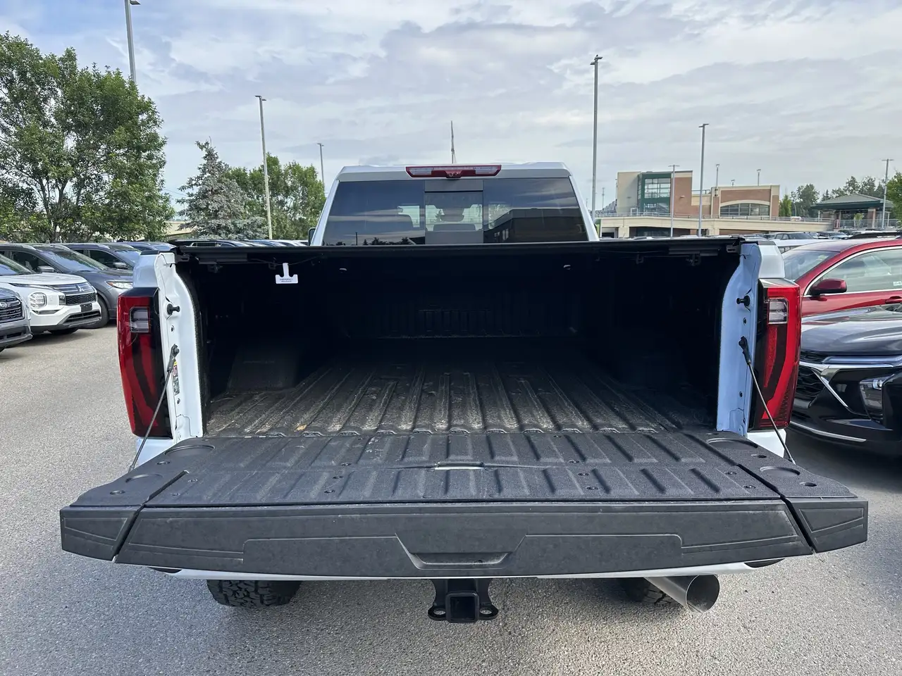 GMC Sierra 3500HD снимка GMC Sierra 3500HD