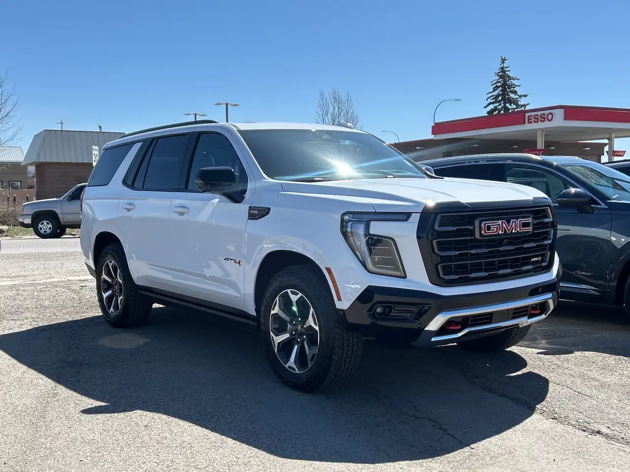 GMC Yukon снимка GMC Yukon