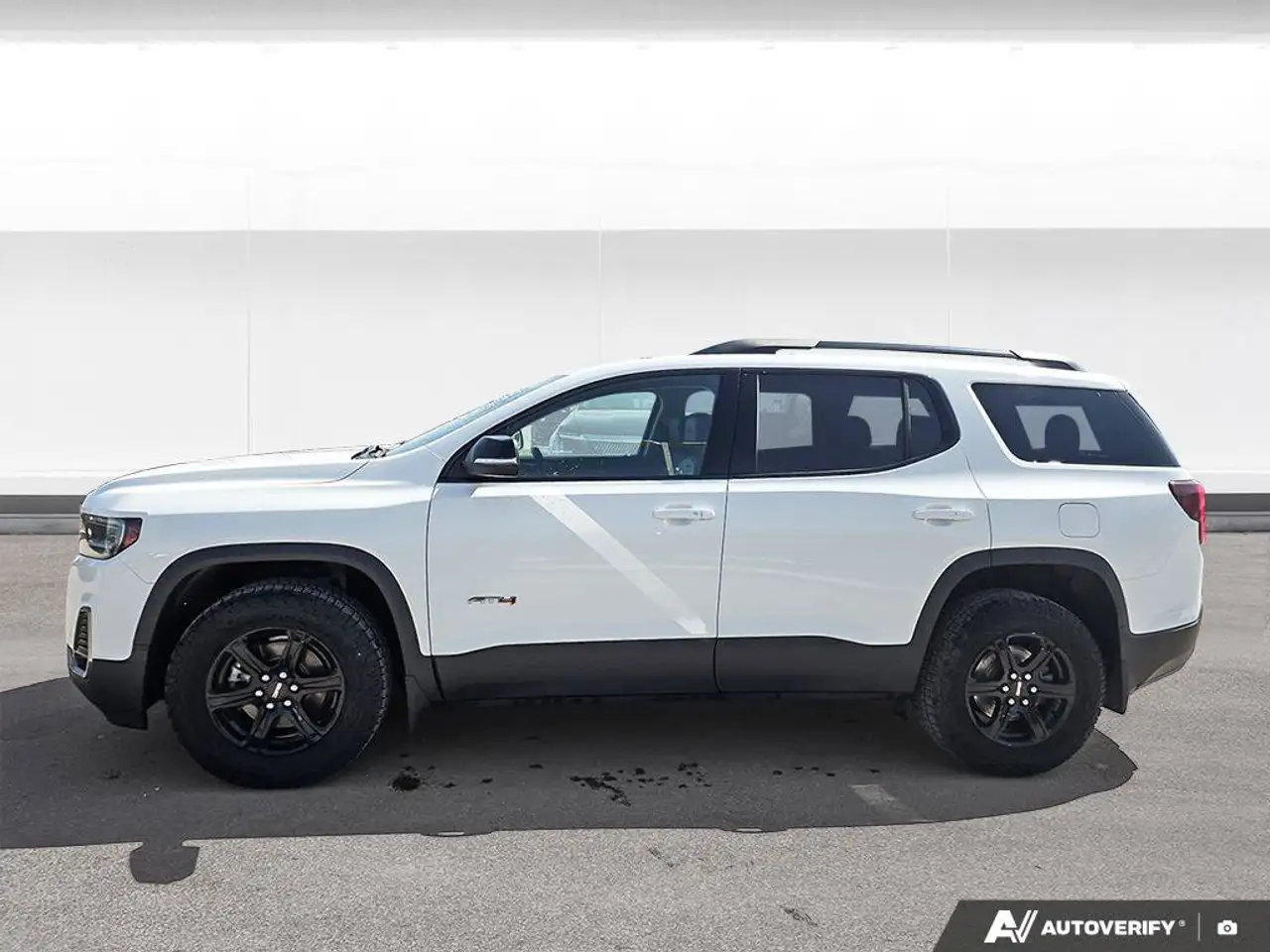 GMC Acadia photo GMC Acadia