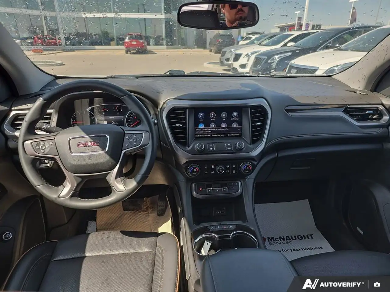 GMC Acadia photo GMC Acadia
