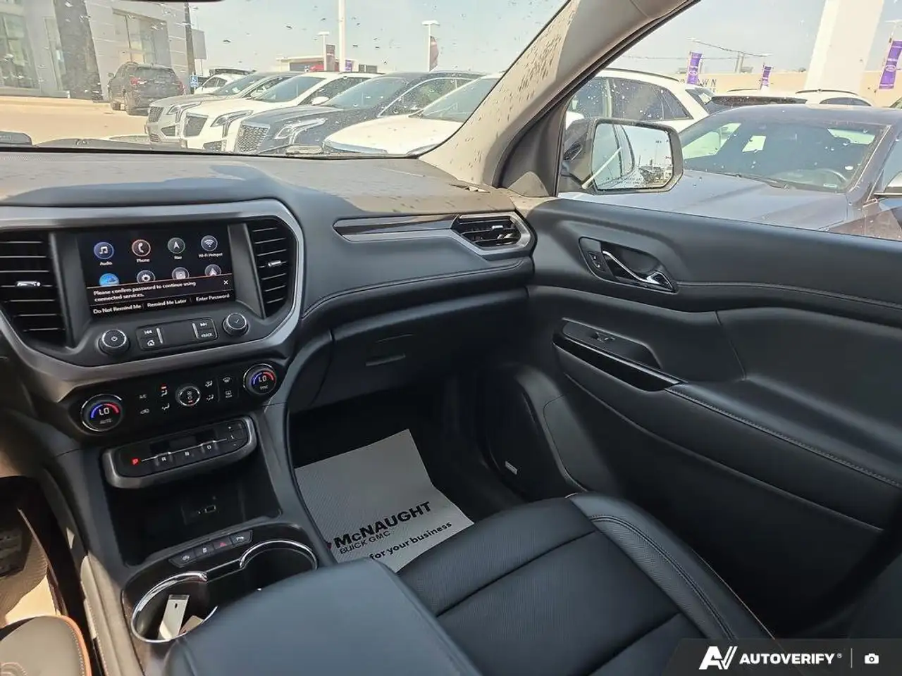 GMC Acadia photo GMC Acadia