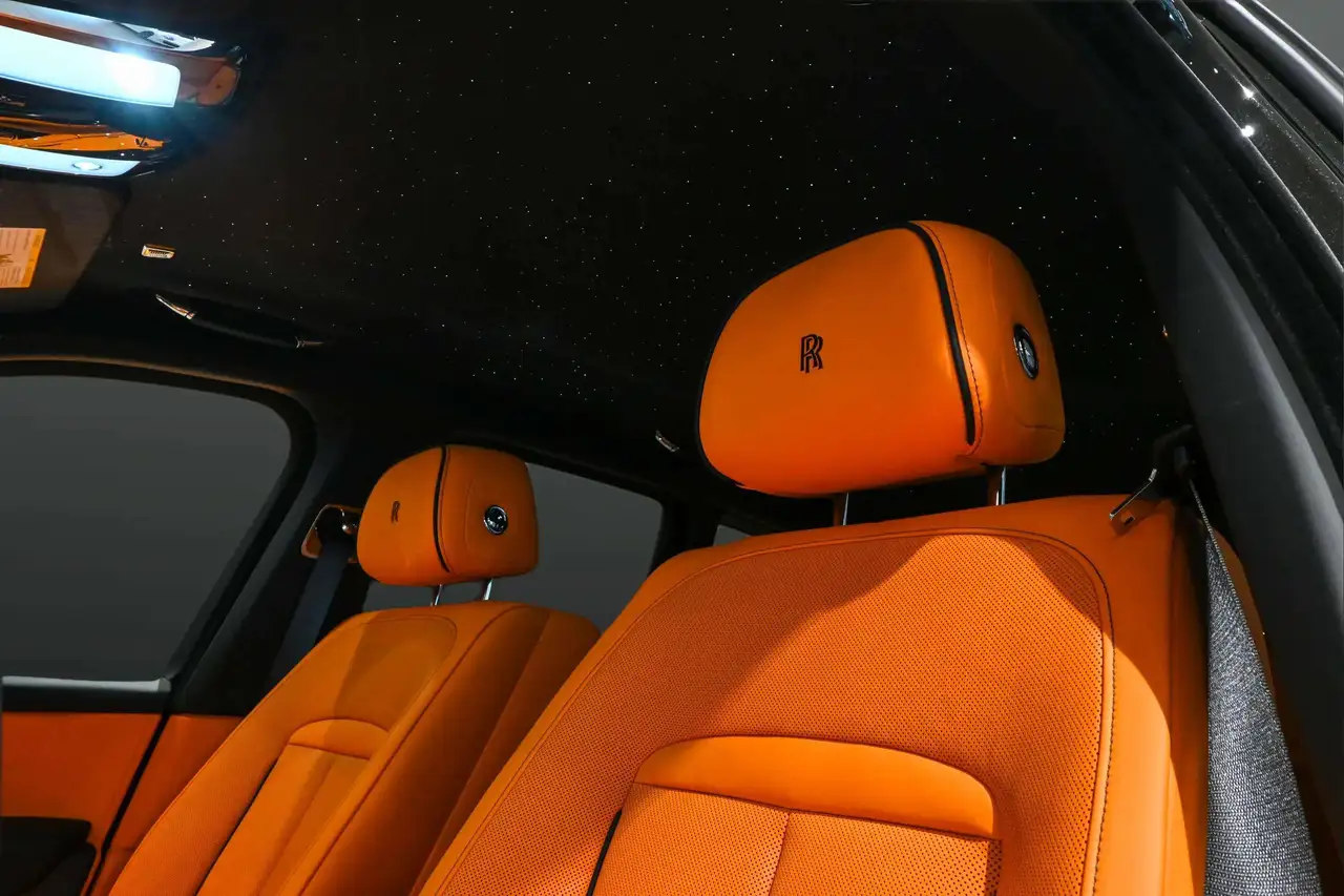 Rolls-Royce Cullinan photo Rolls-Royce Cullinan