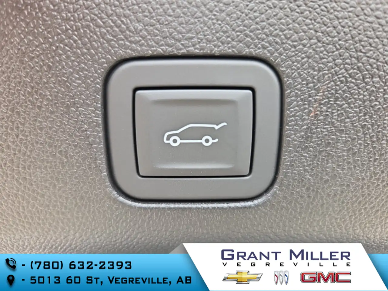 GMC Yukon photo GMC Yukon