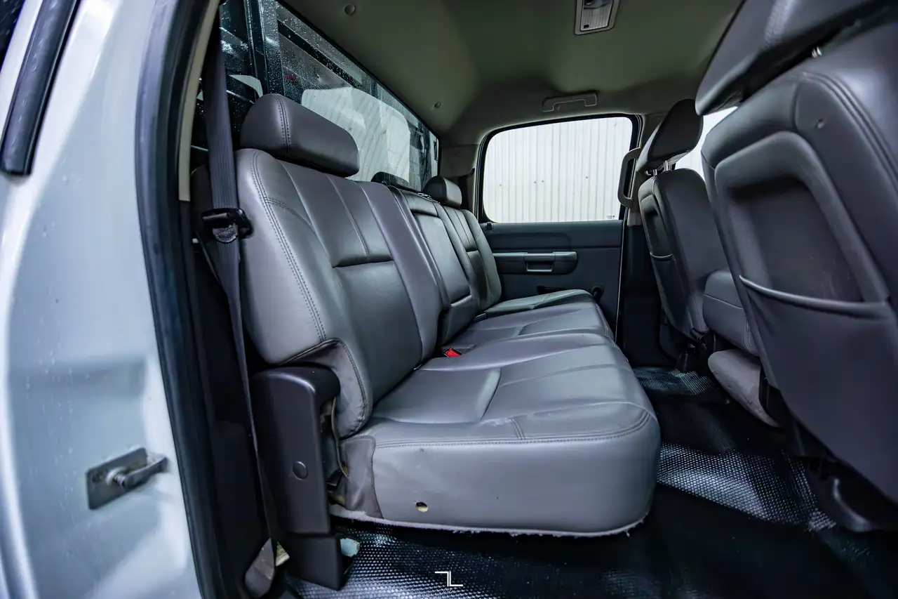 GMC Sierra 3500HD снимка GMC Sierra 3500HD