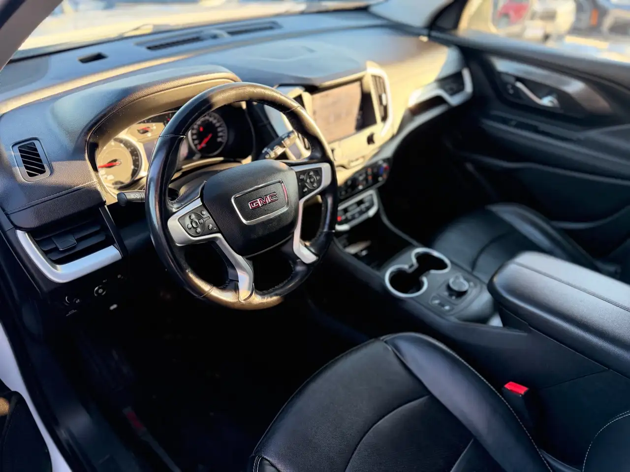 GMC Terrain снимка GMC Terrain