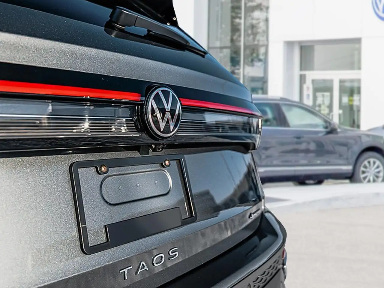 Volkswagen Taos photo Volkswagen Taos
