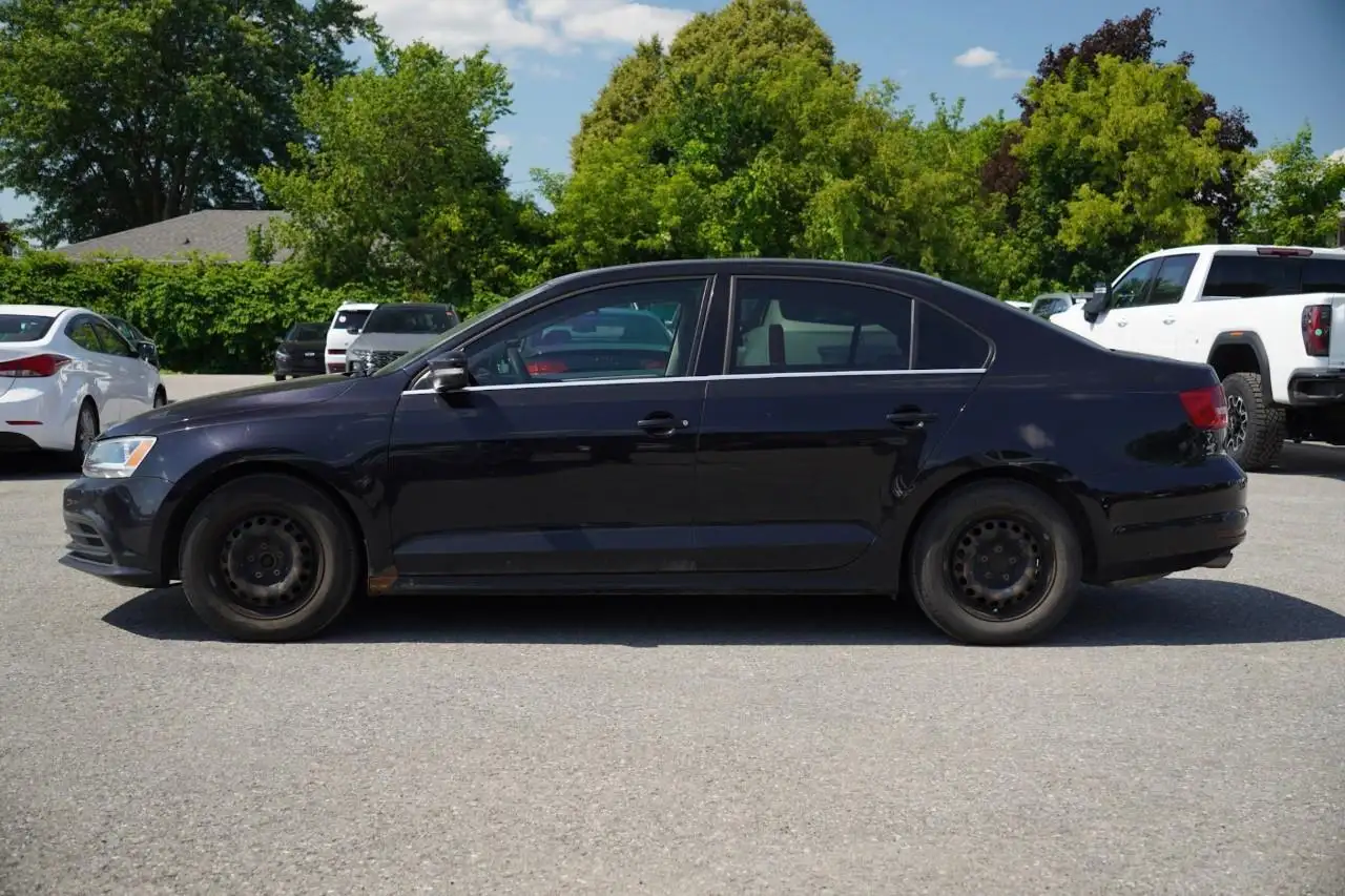 Volkswagen Jetta photo Volkswagen Jetta