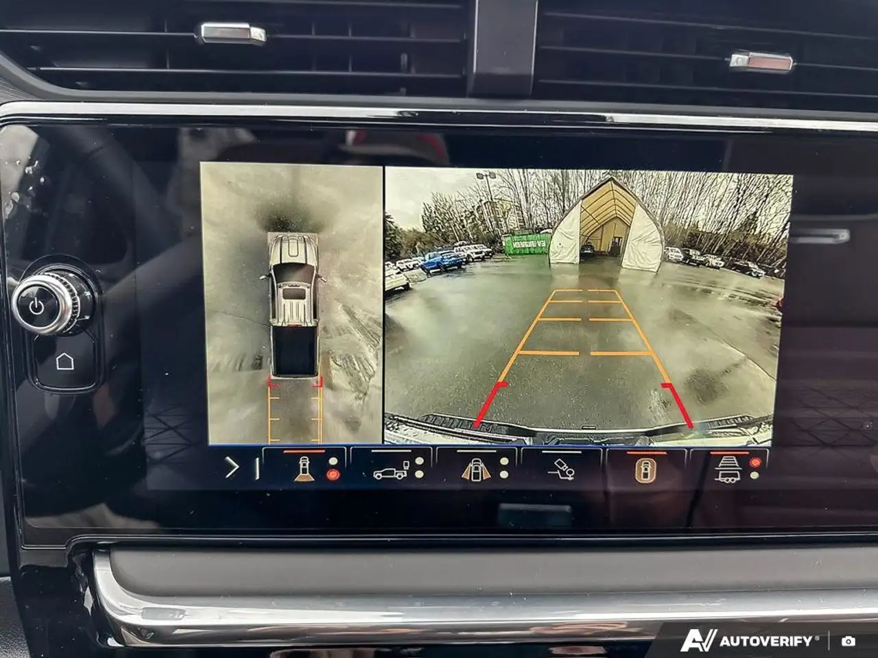 GMC Sierra 3500HD снимка GMC Sierra 3500HD