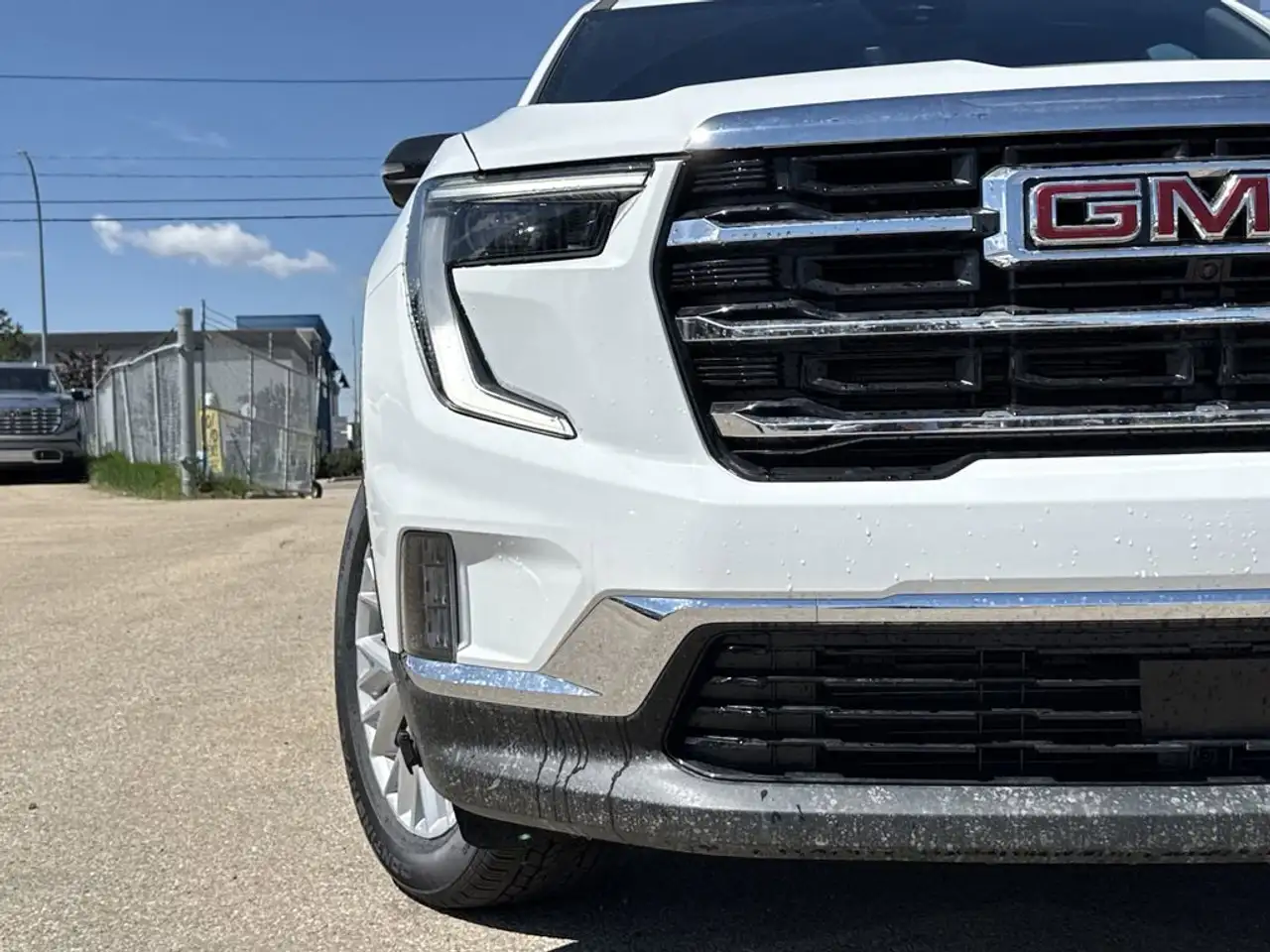 GMC Acadia снимка GMC Acadia