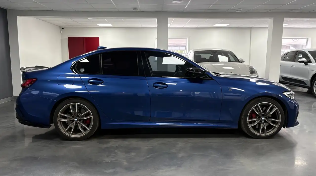 BMW 3 Series photo BMW 3 Series
