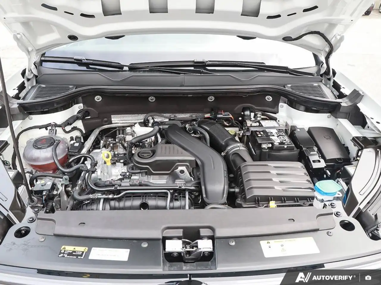 Volkswagen Taos снимка Volkswagen Taos