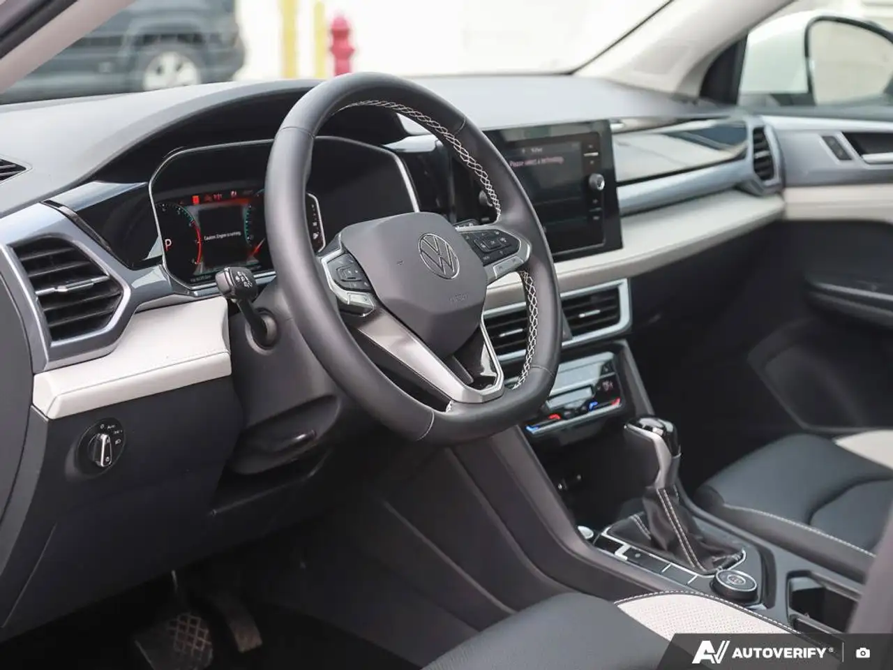 Volkswagen Taos снимка Volkswagen Taos