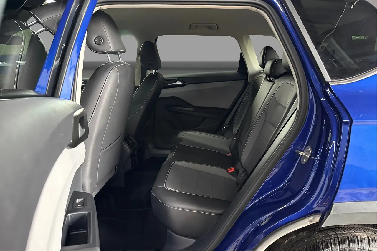Volkswagen Taos photo Volkswagen Taos