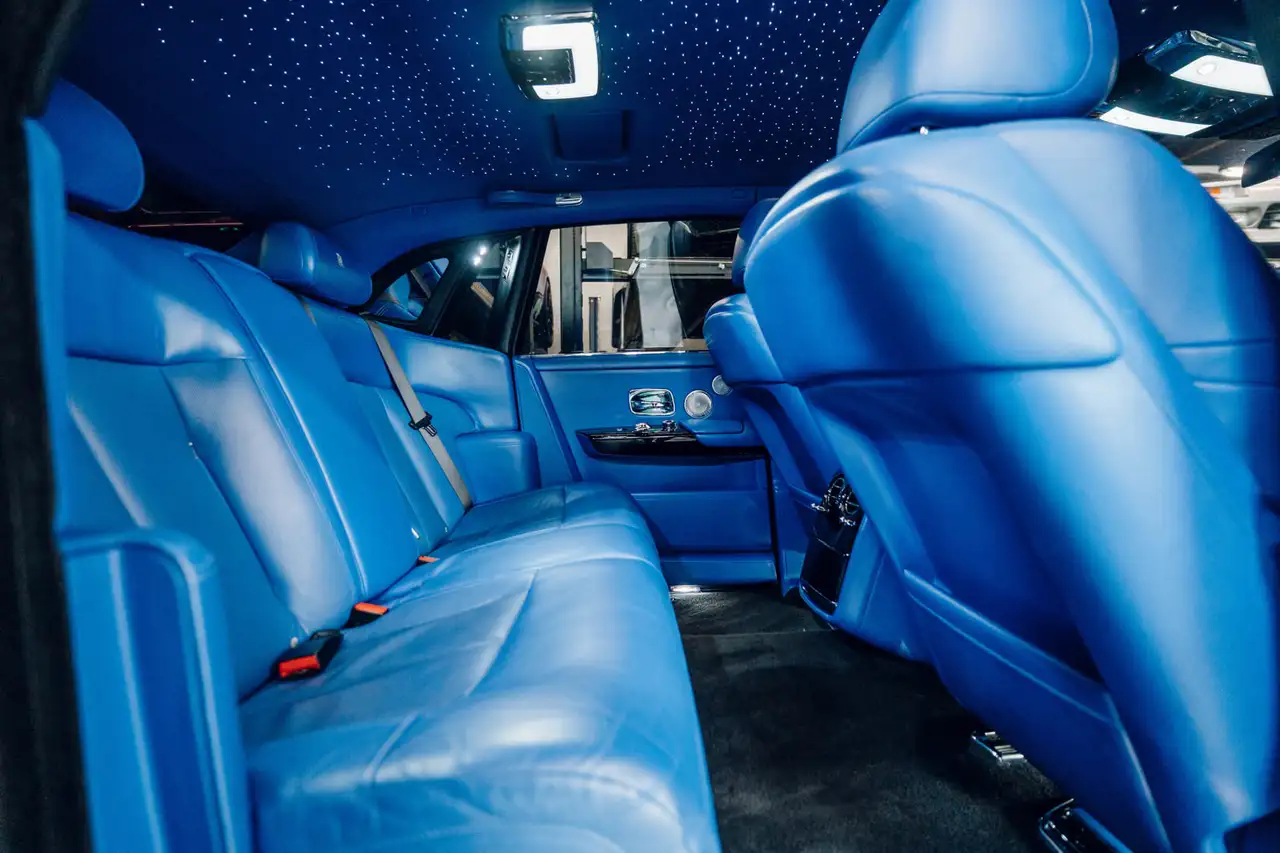 Rolls-Royce Phantom снимка Rolls-Royce Phantom
