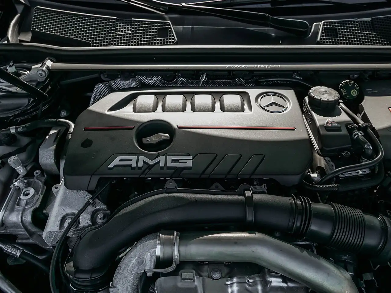 Mercedes-Benz CLA photo Mercedes-Benz CLA