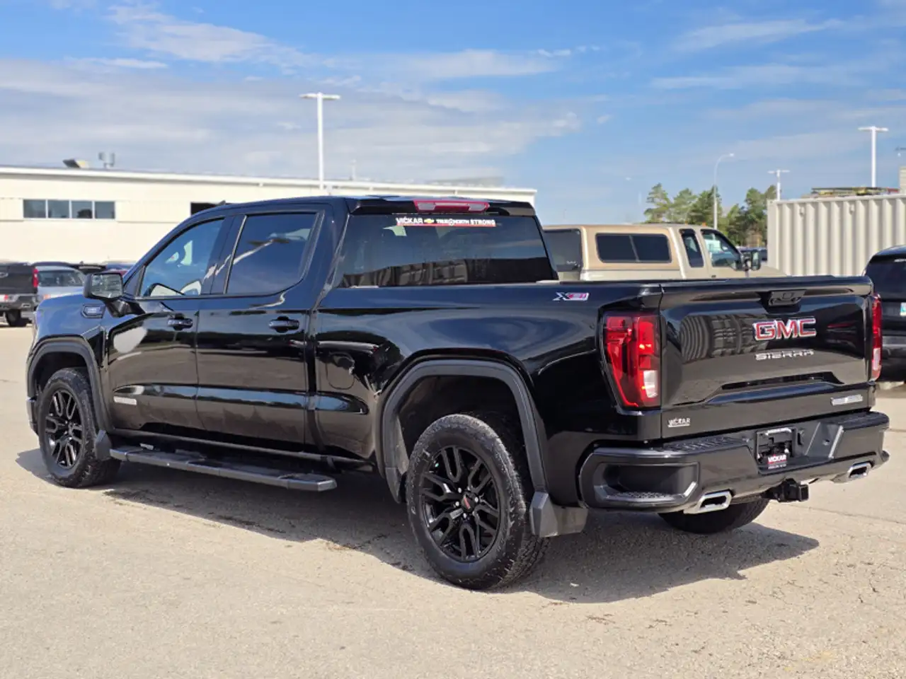 GMC Sierra 1500 снимка GMC Sierra 1500