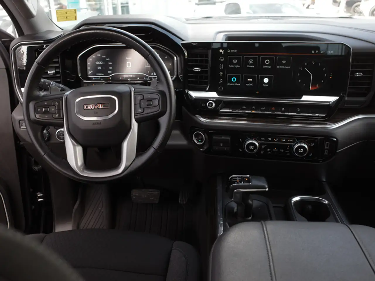 GMC Sierra 1500 снимка GMC Sierra 1500