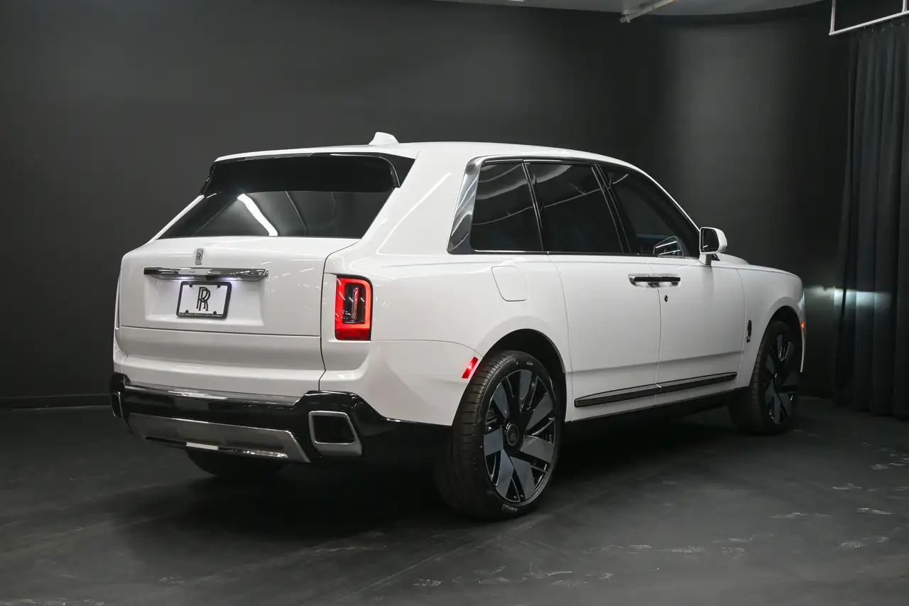Rolls-Royce Cullinan fotografie Rolls-Royce Cullinan