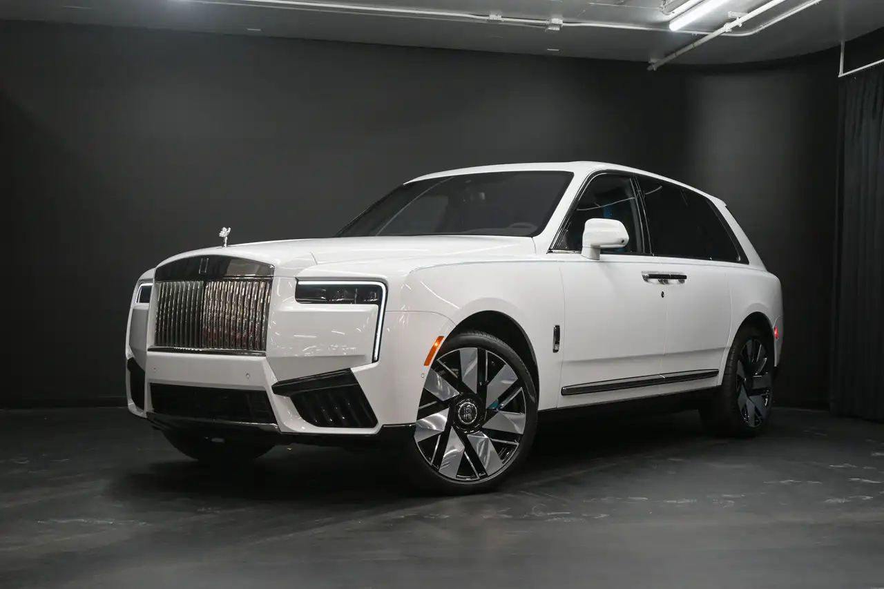 Rolls-Royce Cullinan fotografie Rolls-Royce Cullinan
