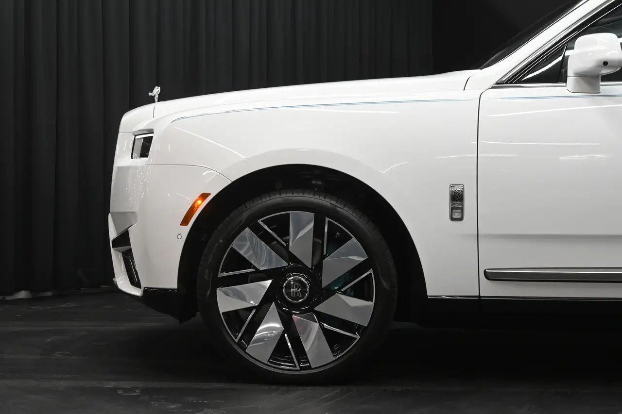 Rolls-Royce Cullinan fotografie Rolls-Royce Cullinan