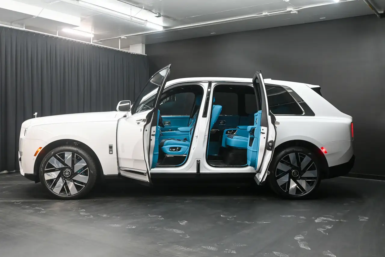 Rolls-Royce Cullinan fotografie Rolls-Royce Cullinan