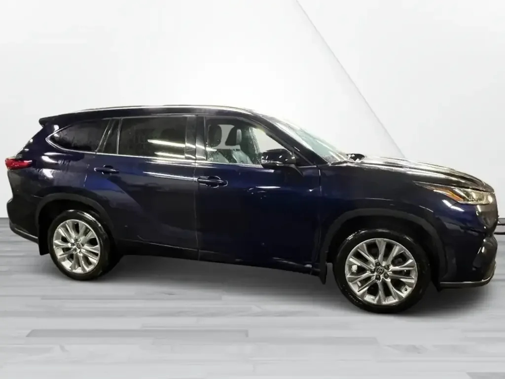 Toyota Highlander photo Toyota Highlander
