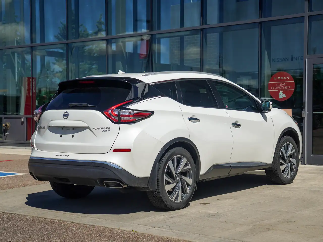 Nissan Murano снимка Nissan Murano