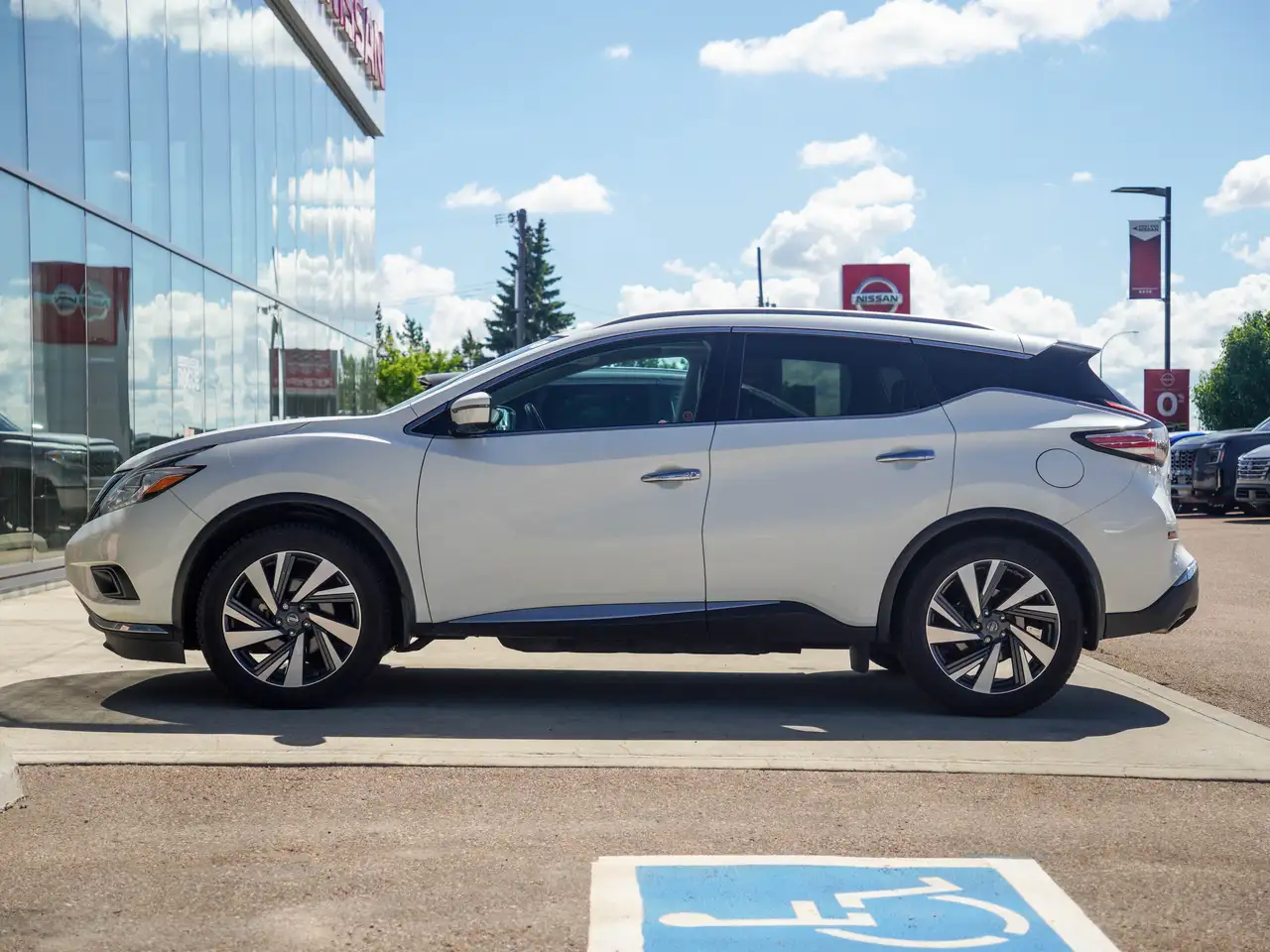 Nissan Murano снимка Nissan Murano