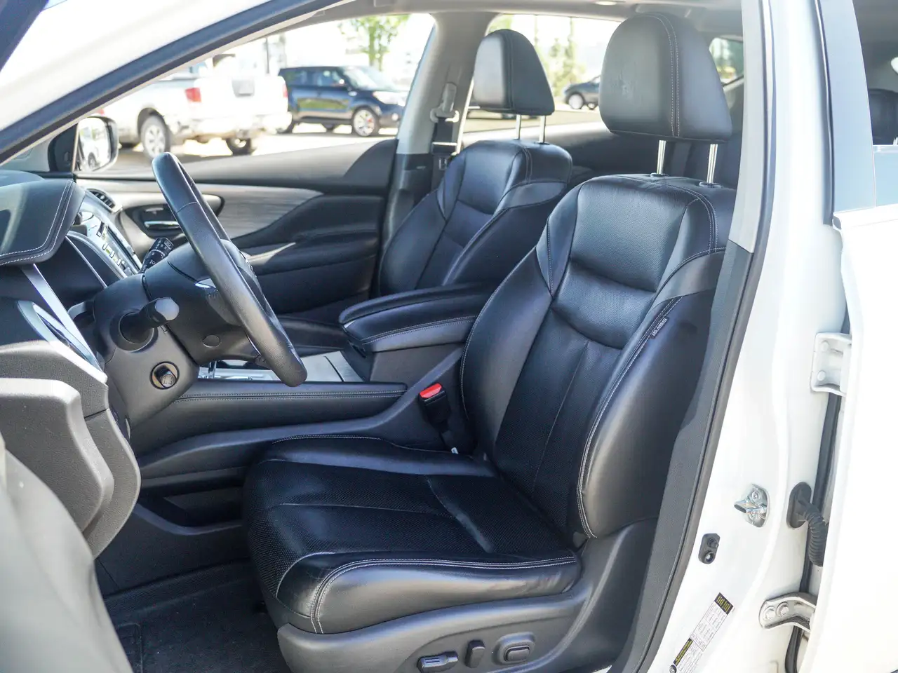 Nissan Murano снимка Nissan Murano