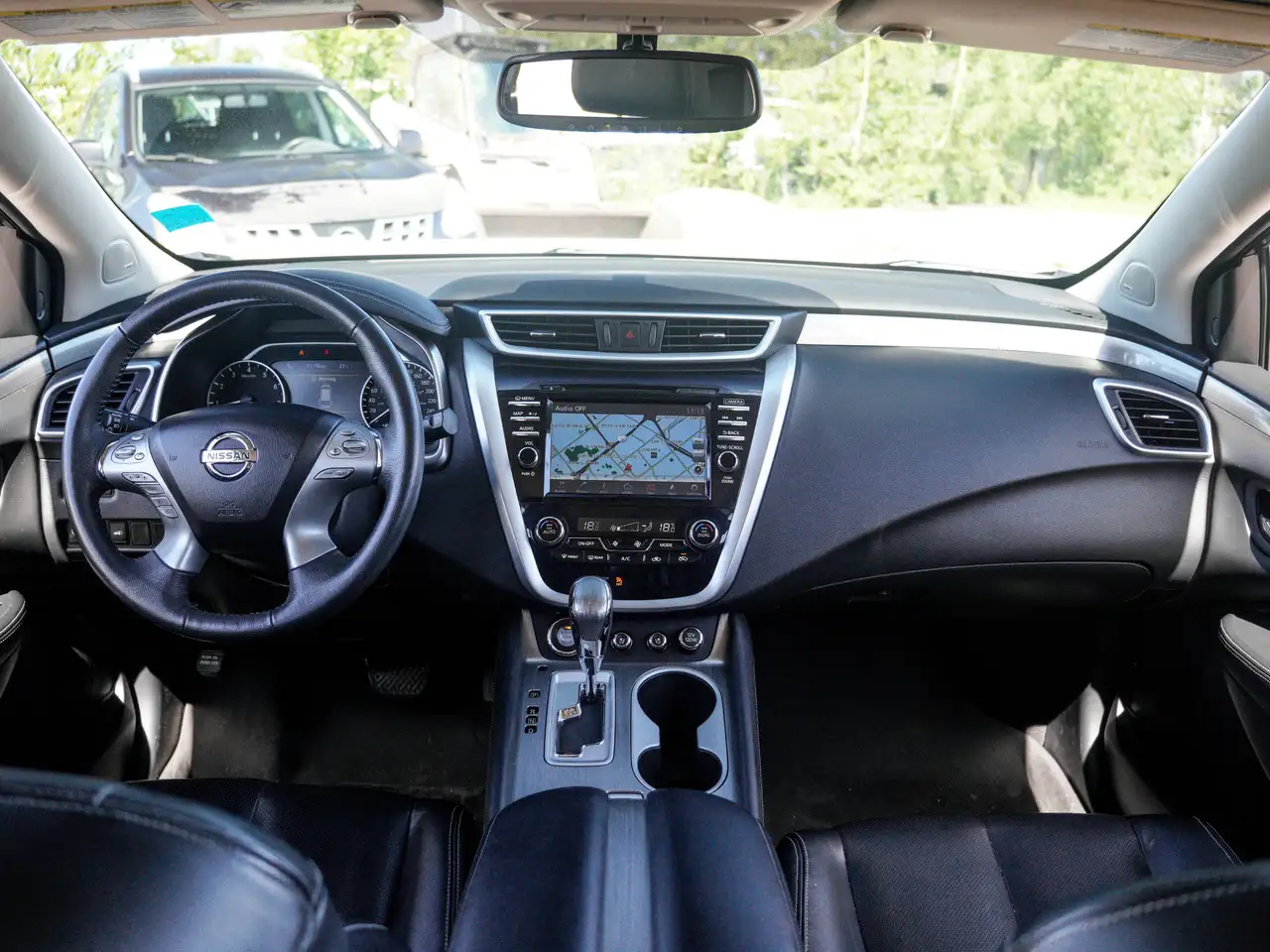 Nissan Murano снимка Nissan Murano