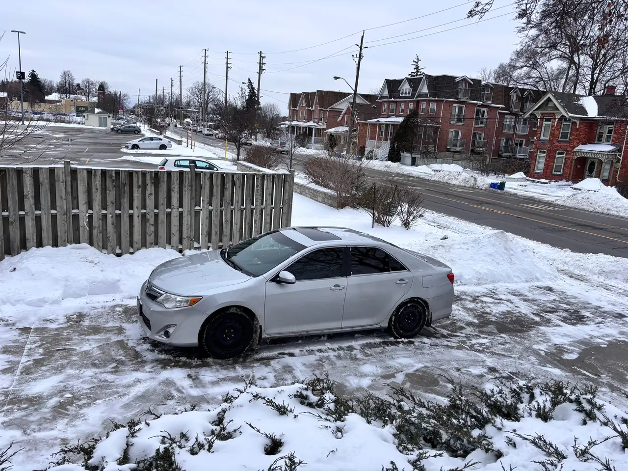 Toyota Camry снимка Toyota Camry