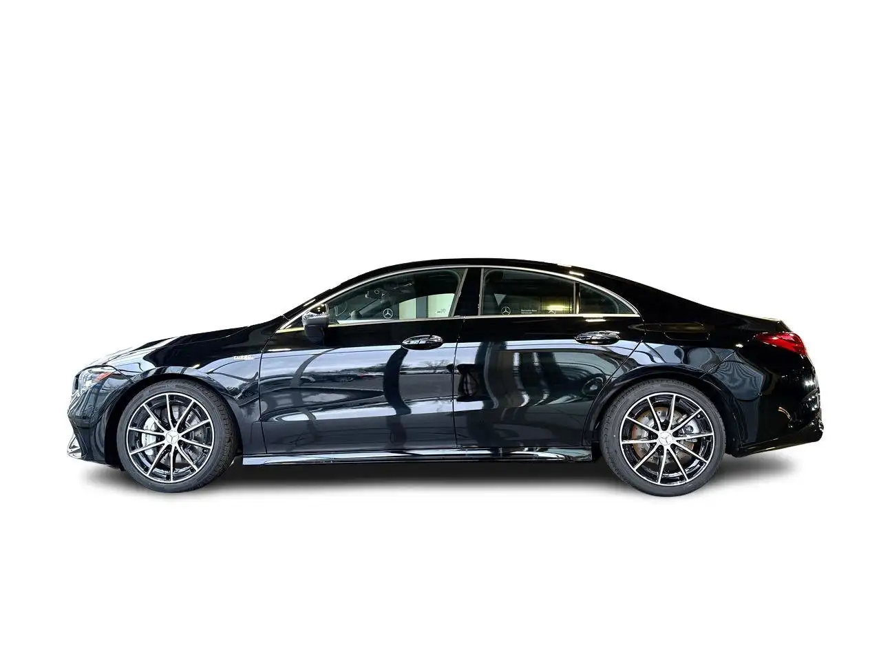 Mercedes-Benz CLA снимка Mercedes-Benz CLA