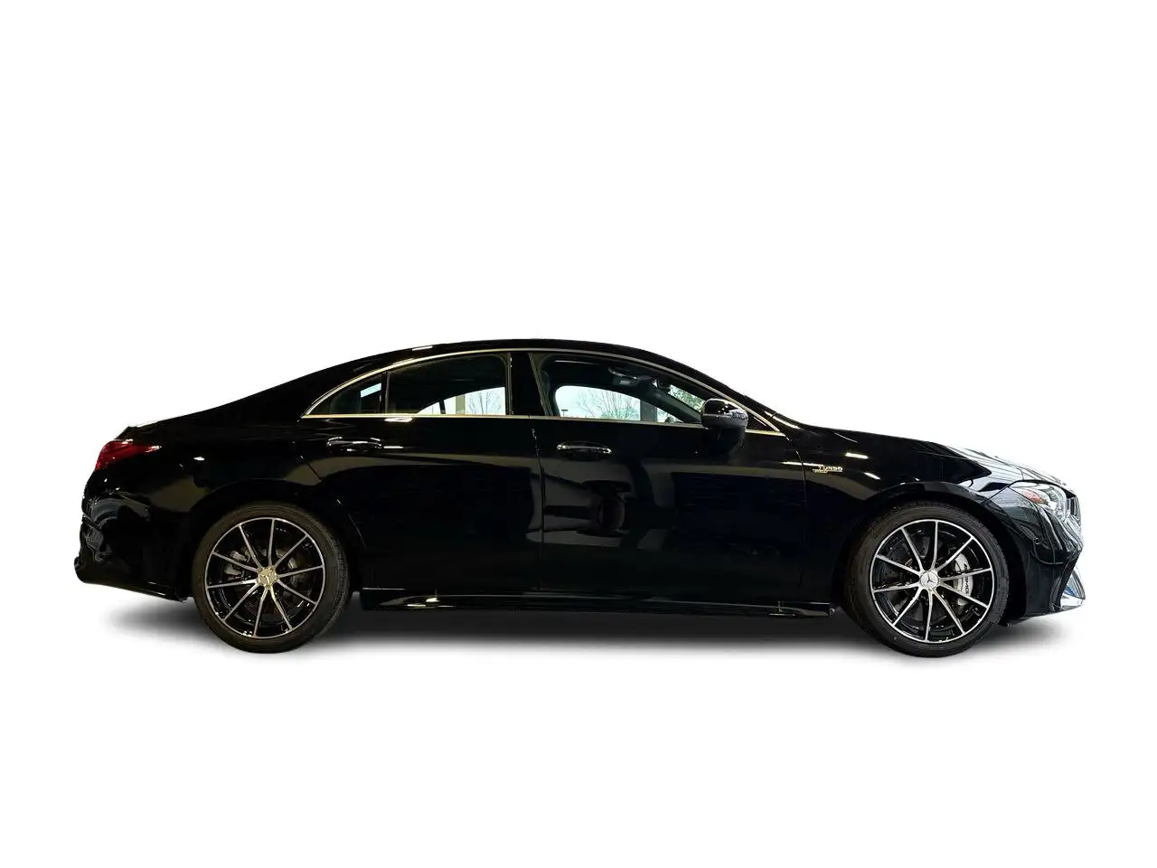 Mercedes-Benz CLA снимка Mercedes-Benz CLA