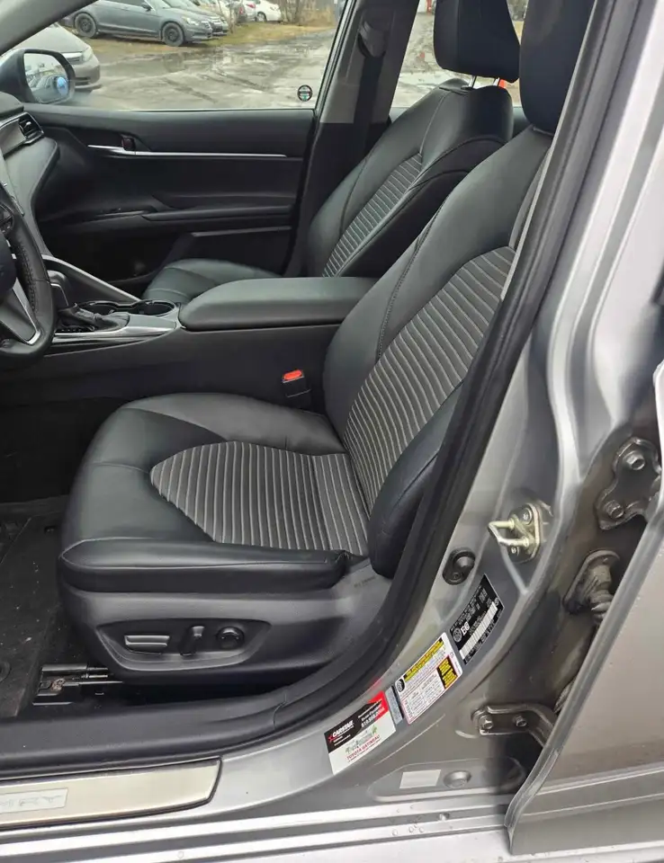 Toyota Camry снимка Toyota Camry