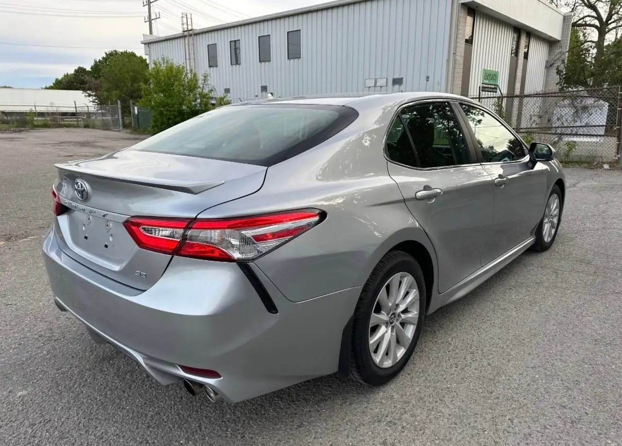 Toyota Camry снимка Toyota Camry