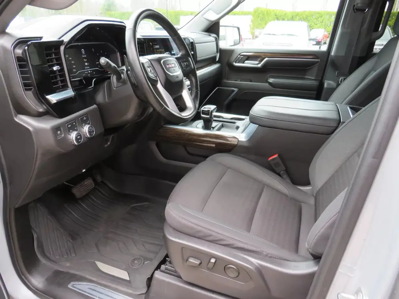 GMC Sierra 1500 fotografie GMC Sierra 1500