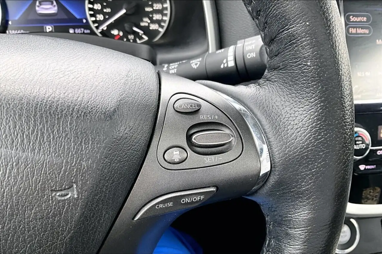 Nissan Murano снимка Nissan Murano