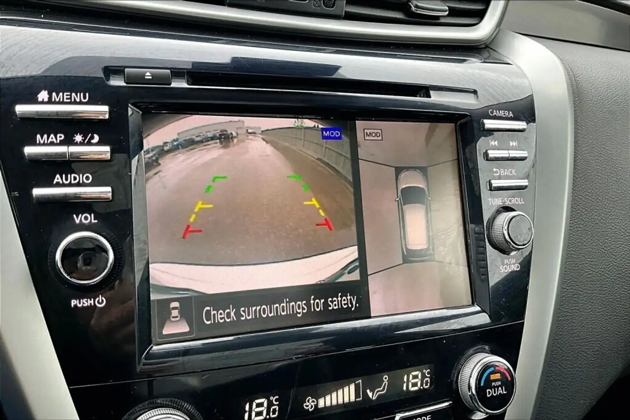 Nissan Murano снимка Nissan Murano