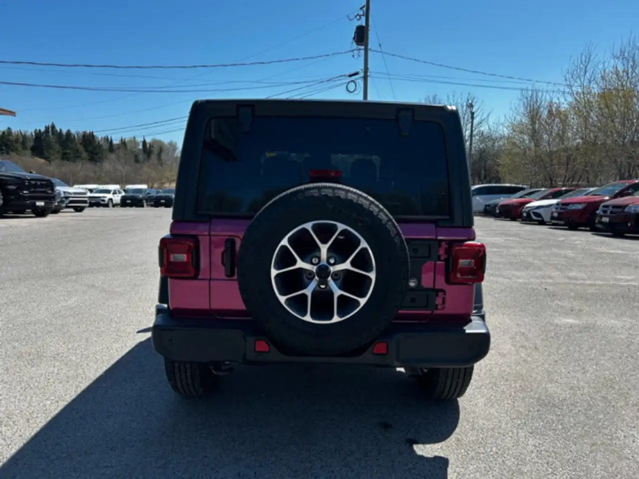 Jeep Wrangler photo Jeep Wrangler