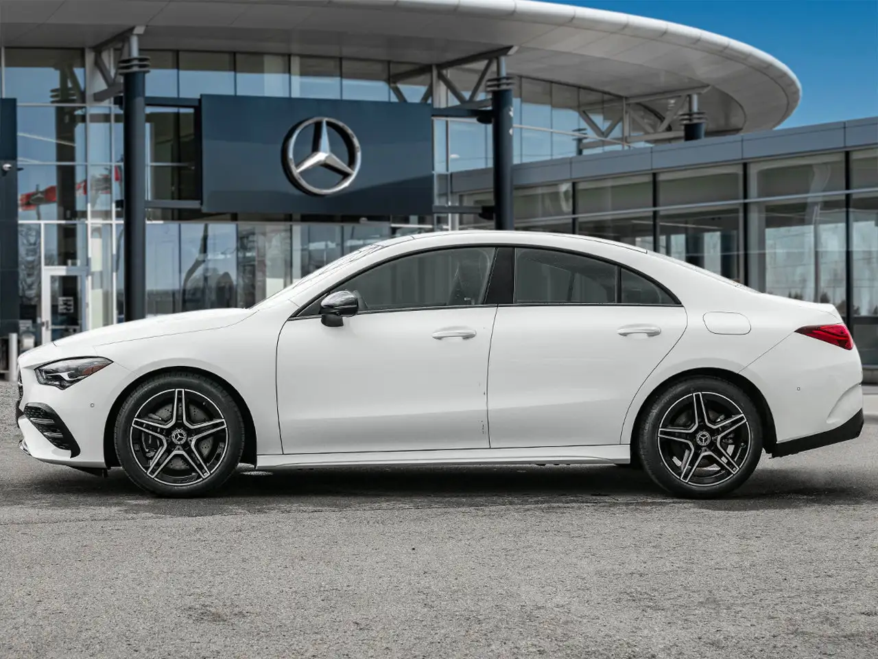 Mercedes-Benz CLA photo Mercedes-Benz CLA