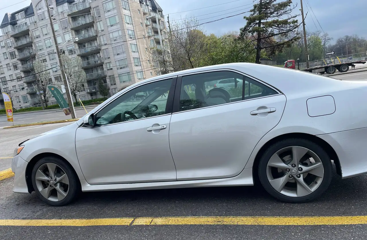 Toyota Camry снимка Toyota Camry