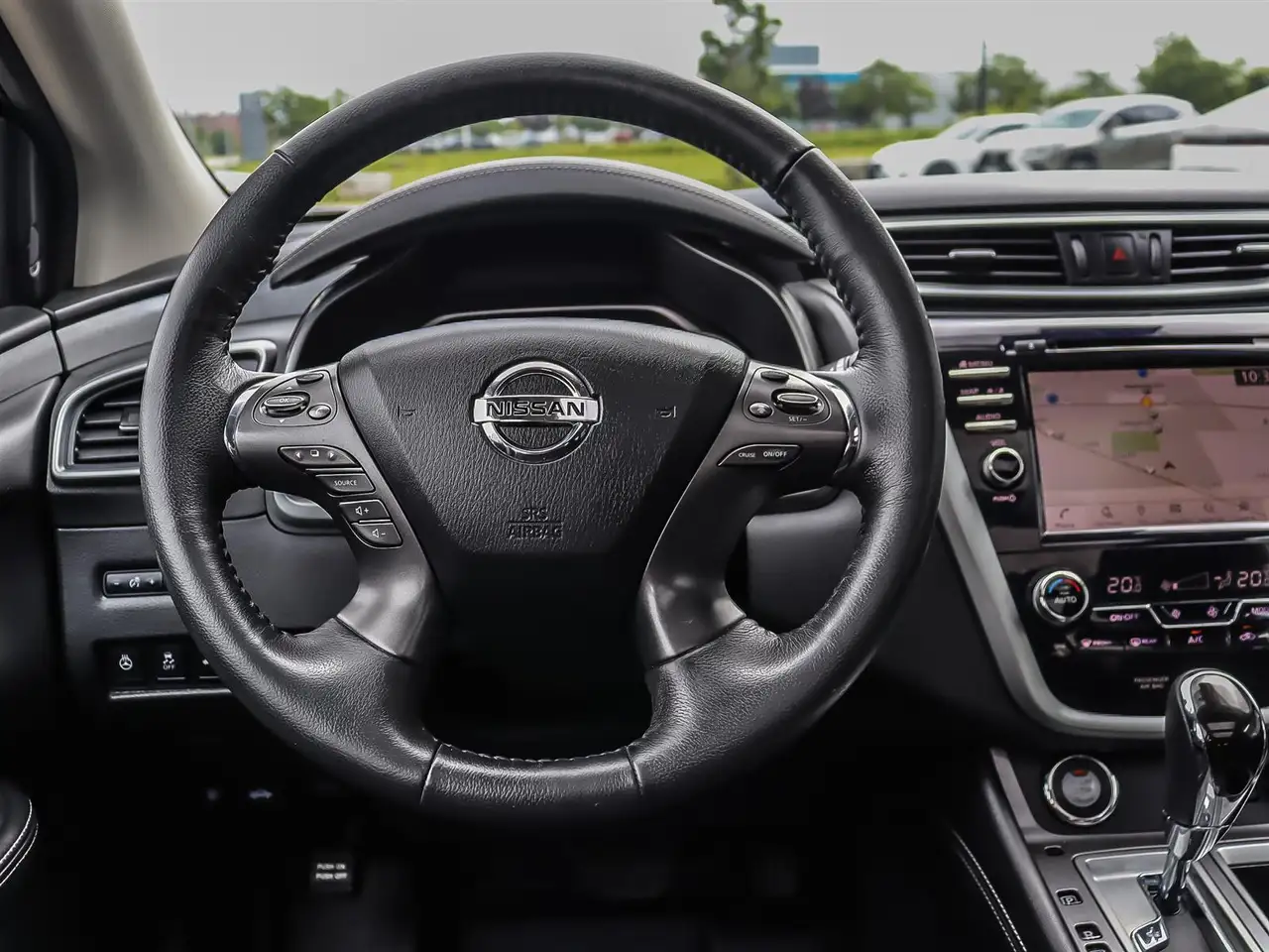 Nissan Murano снимка Nissan Murano